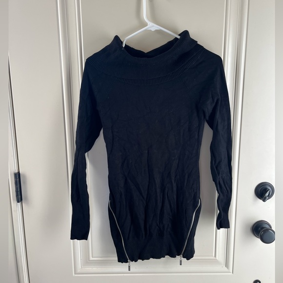 Guess Sweater Dress - Picture 2 of 2